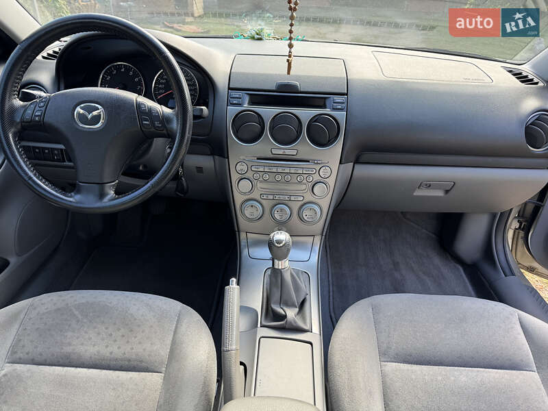 Седан Mazda 6 2004 в Каменском