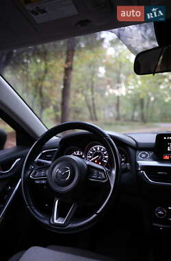 Седан Mazda 6 2016 в 