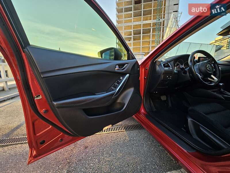 Седан Mazda 6 2018 в Дніпрі