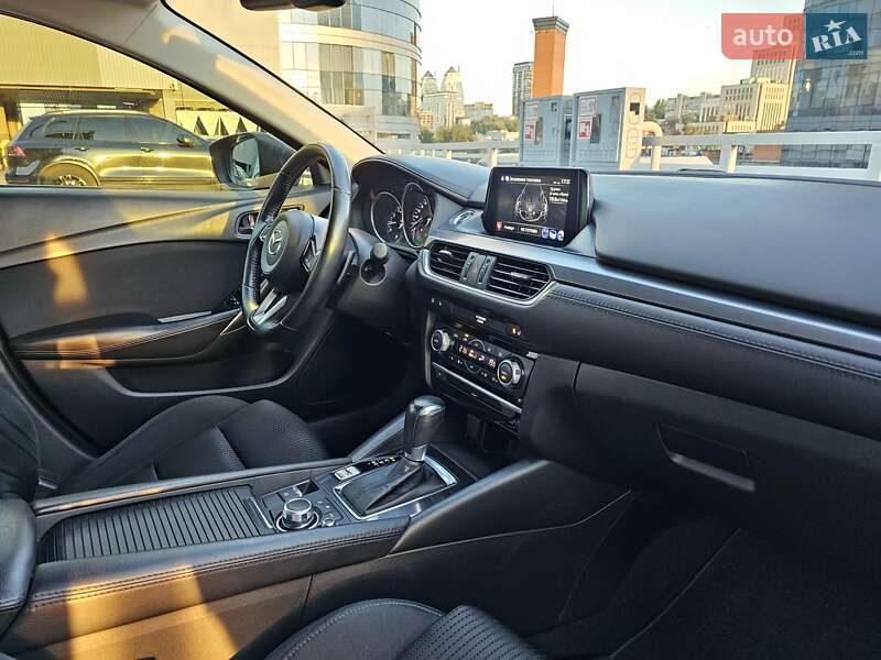 Седан Mazda 6 2018 в Дніпрі