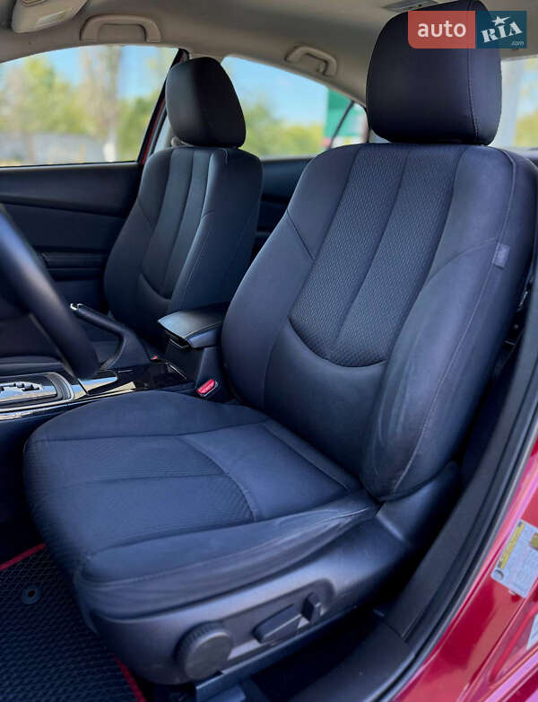 Седан Mazda 6 2012 в Днепре