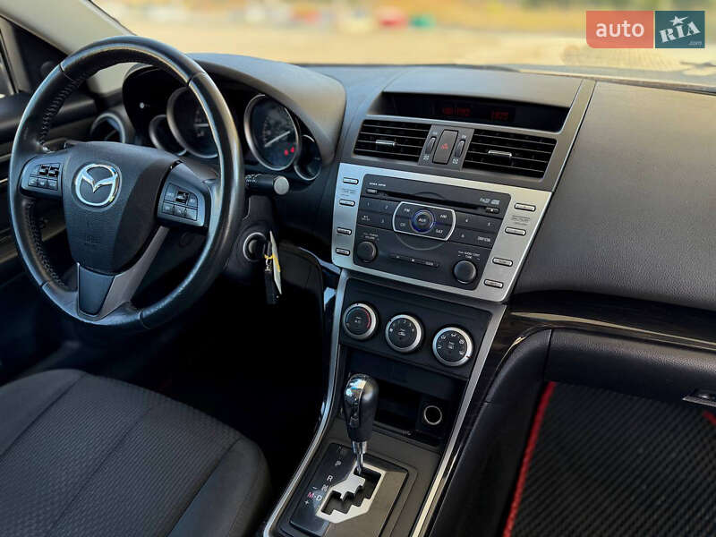 Седан Mazda 6 2012 в Днепре
