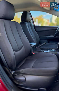 Седан Mazda 6 2012 в 