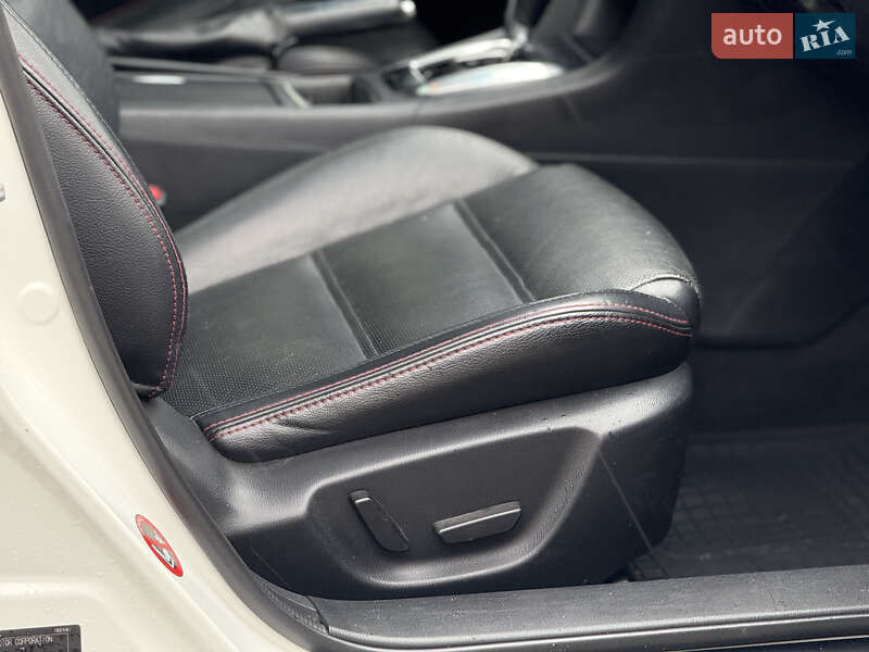 Седан Mazda 6 2014 в Тернополе