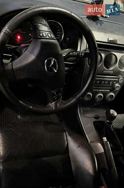 Ліфтбек Mazda 6 2004 в 