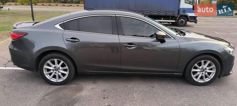 Седан Mazda 6 2017 в Днепре
