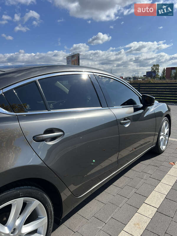 Седан Mazda 6 2016 в Мукачево