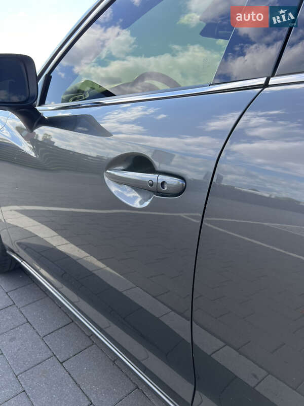 Седан Mazda 6 2016 в Мукачево