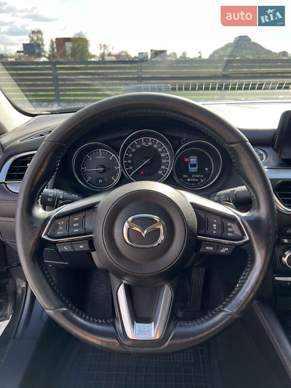 Седан Mazda 6 2016 в Мукачево