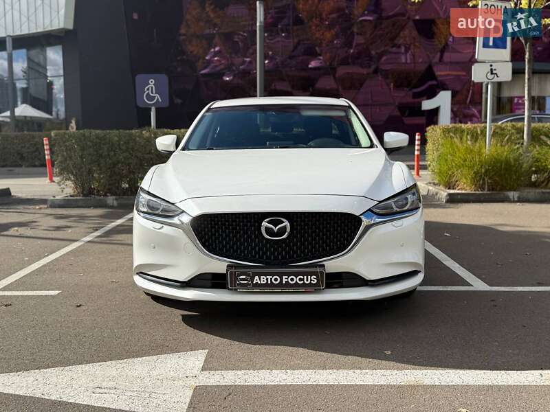 Седан Mazda 6 2019 в Киеве