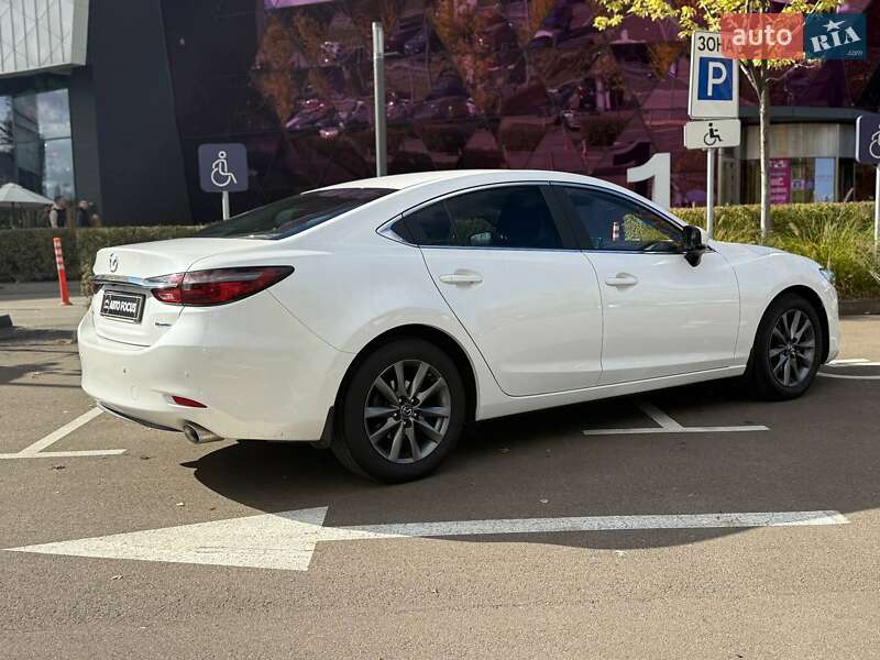 Седан Mazda 6 2019 в Киеве
