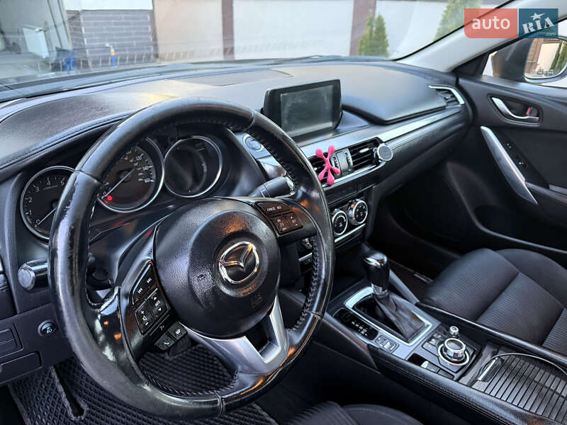 Седан Mazda 6 2015 в Львове