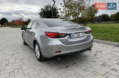 Седан Mazda 6 2014 в 