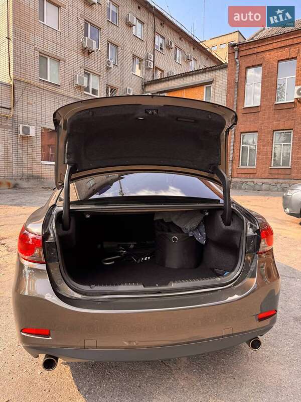 Седан Mazda 6 2015 в Киеве