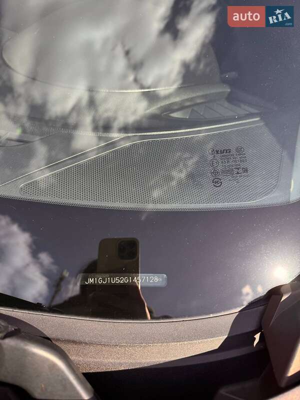 Седан Mazda 6 2015 в Киеве