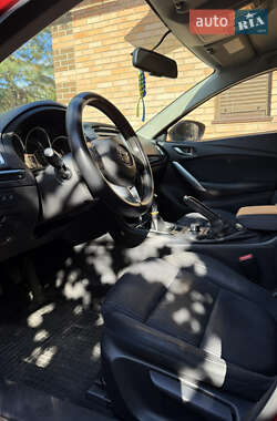 Седан Mazda 6 2013 в 