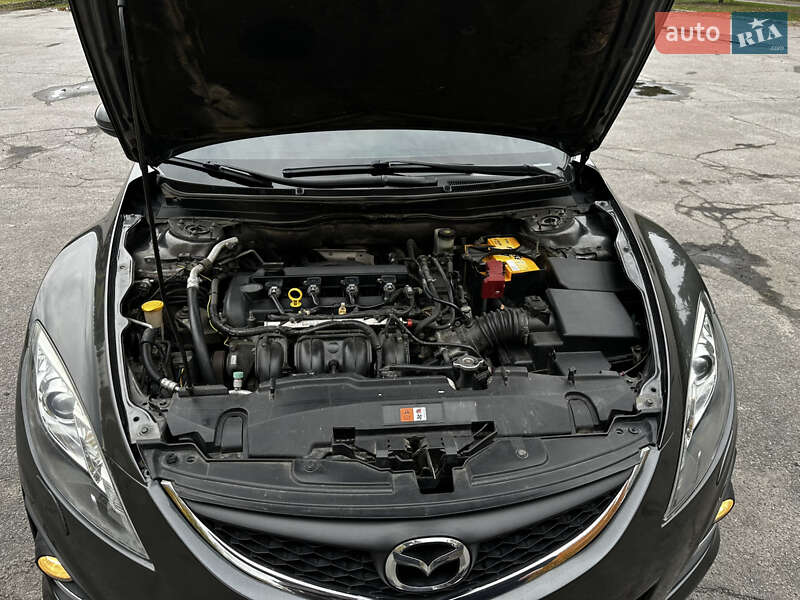 Седан Mazda 6 2010 в Горішніх Плавнях