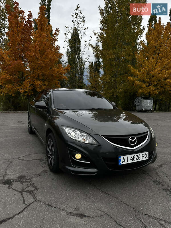 Седан Mazda 6 2010 в  фото Седан Mazda 6 2010 в