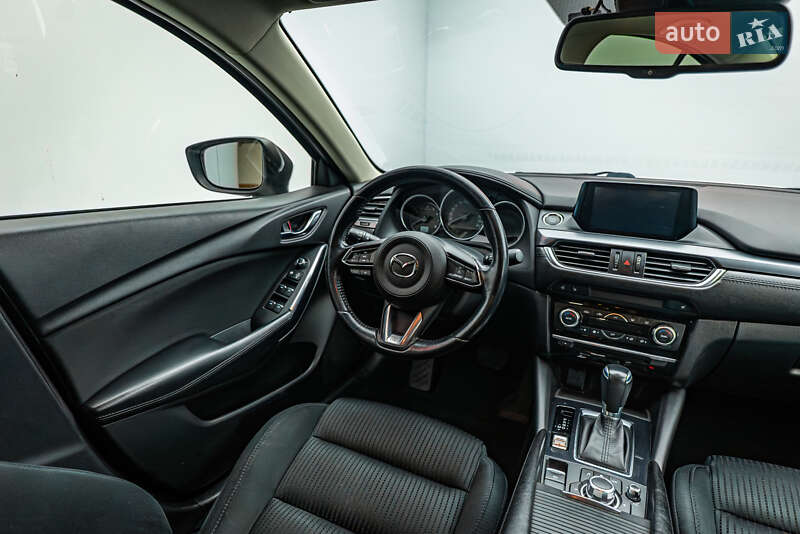 Седан Mazda 6 2017 в Киеве