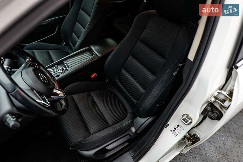 Седан Mazda 6 2017 в Киеве