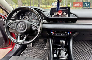 Седан Mazda 6 2018 в 