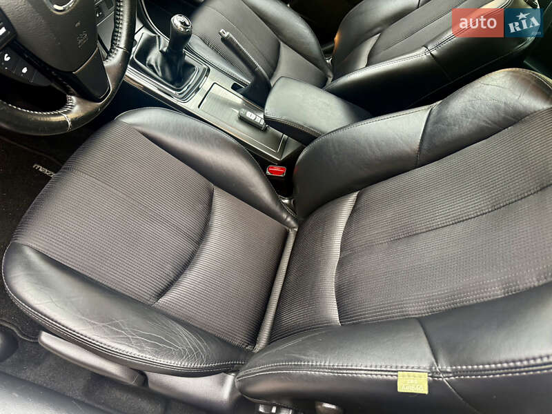 Ліфтбек Mazda 6 2011 в Рівному