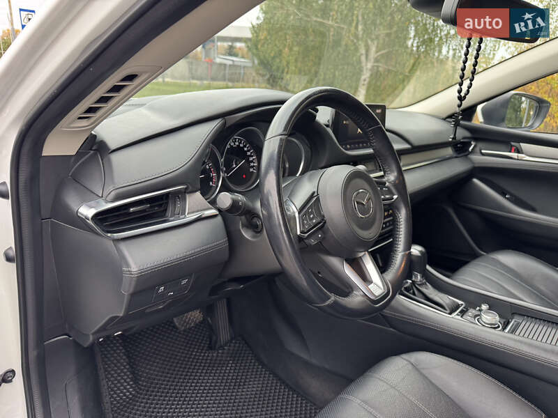 Седан Mazda 6 2019 в Черкасах