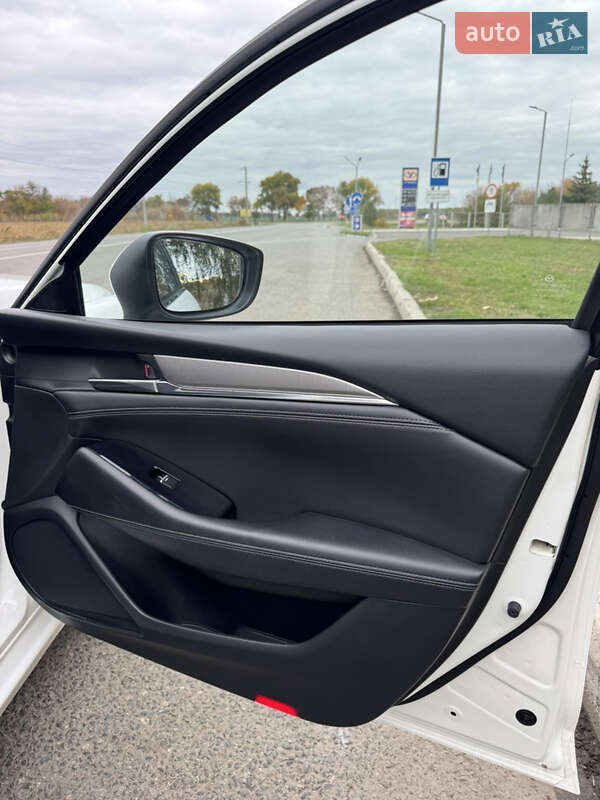 Седан Mazda 6 2019 в Черкасах