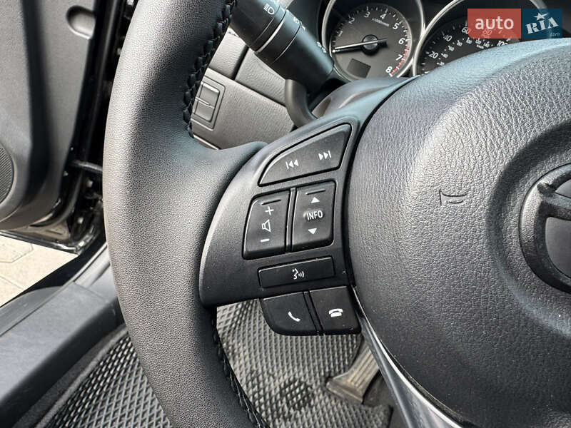Седан Mazda 6 2016 в Киеве