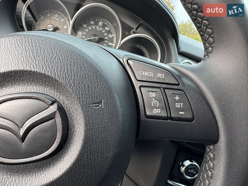 Седан Mazda 6 2016 в Киеве