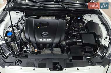 Седан Mazda 6 2015 в 