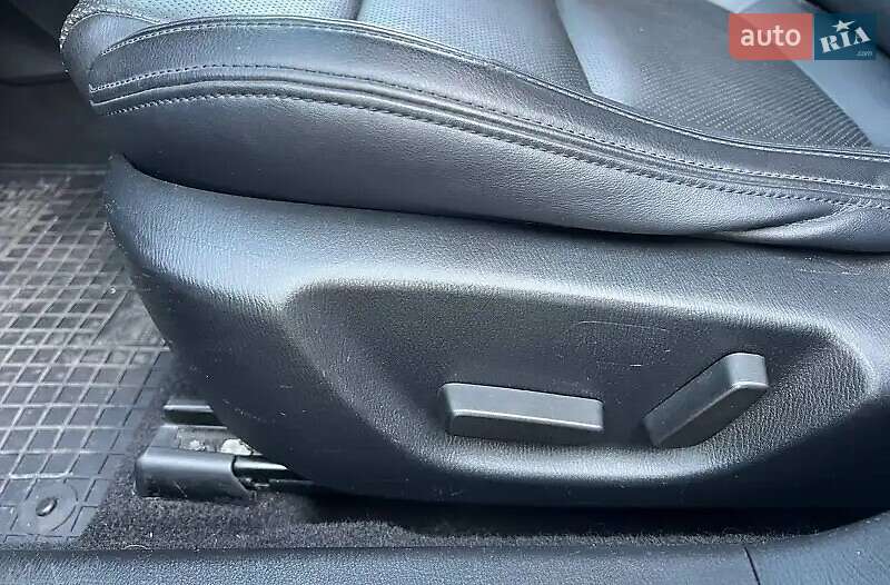 Седан Mazda 6 2016 в Рівному