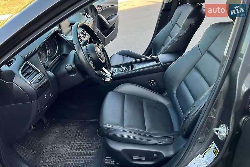 Седан Mazda 6 2016 в Рівному