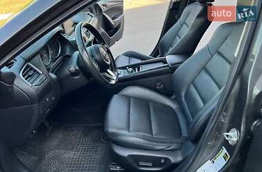 Седан Mazda 6 2016 в 
