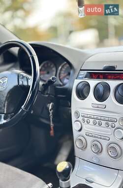 Седан Mazda 6 2003 в  фото 12 Седан Mazda 6 2003 в