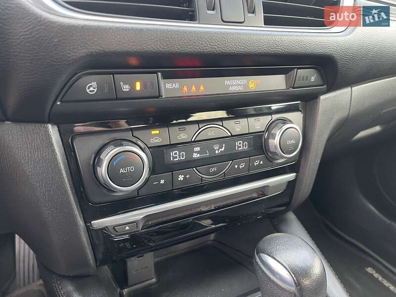 Седан Mazda 6 2016 в Николаеве