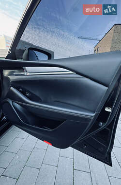 Седан Mazda 6 2018 в 