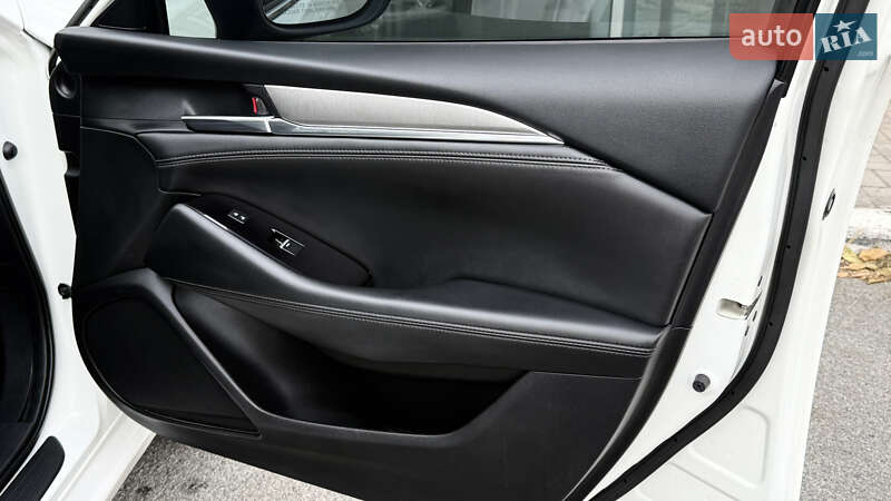Седан Mazda 6 2021 в Запорожье