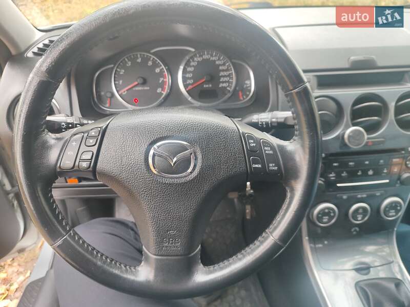 Седан Mazda 6 2005 в Миргороде