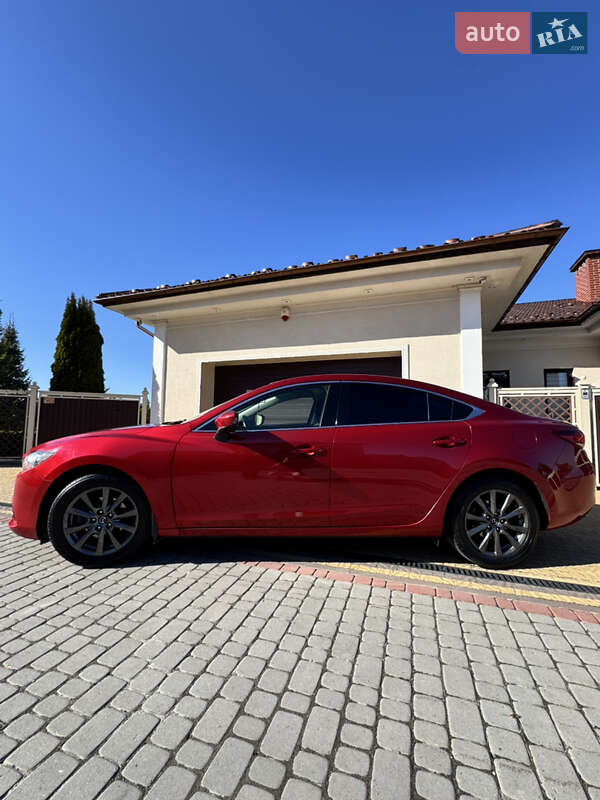 Седан Mazda 6 2016 в Львове