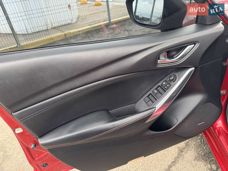 Седан Mazda 6 2013 в Киеве