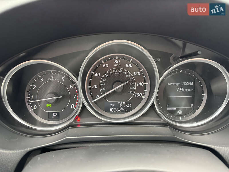 Седан Mazda 6 2013 в Киеве