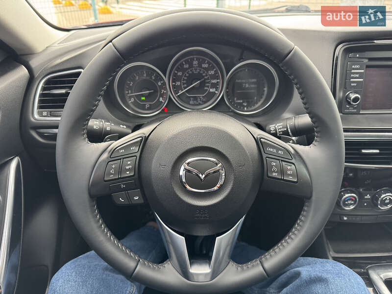 Седан Mazda 6 2013 в Киеве