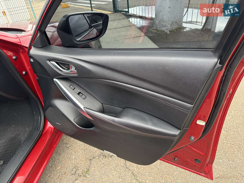 Седан Mazda 6 2013 в Киеве