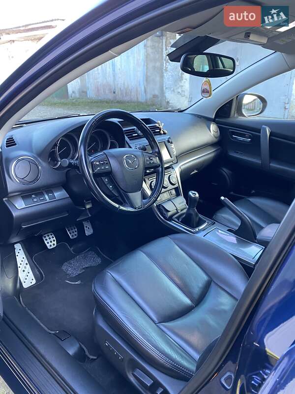 Универсал Mazda 6 2011 в Ивано-Франковске
