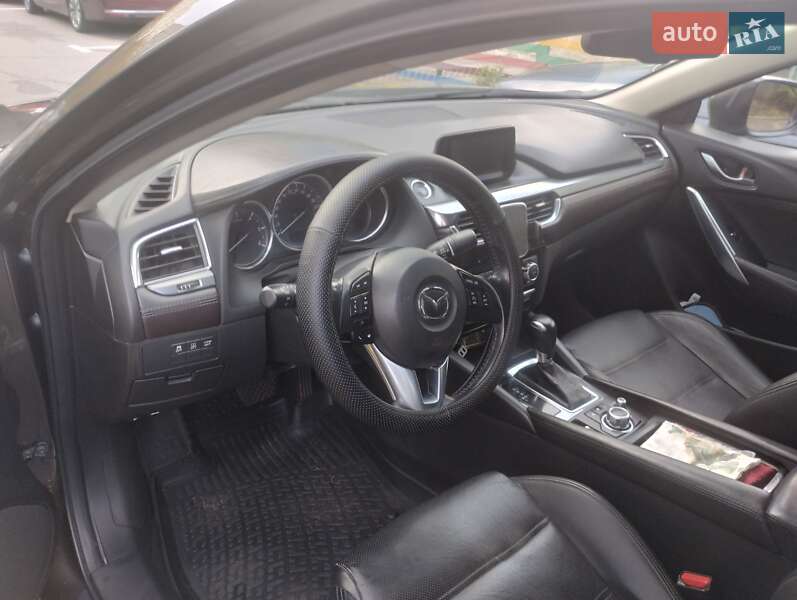 Седан Mazda 6 2016 в Киеве