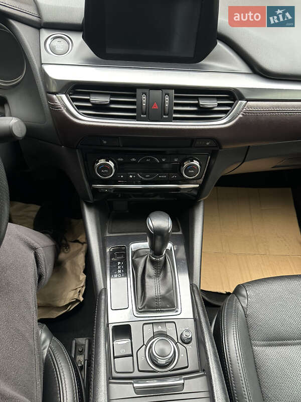 Седан Mazda 6 2015 в Харькове