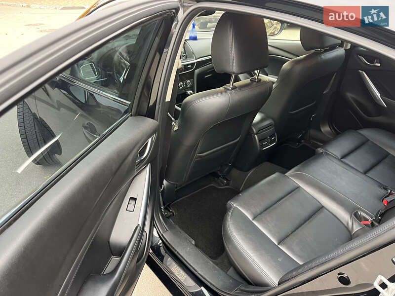 Седан Mazda 6 2013 в Софіївській Борщагівці