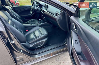 Седан Mazda 6 2016 в 
