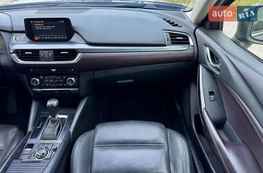 Седан Mazda 6 2016 в 